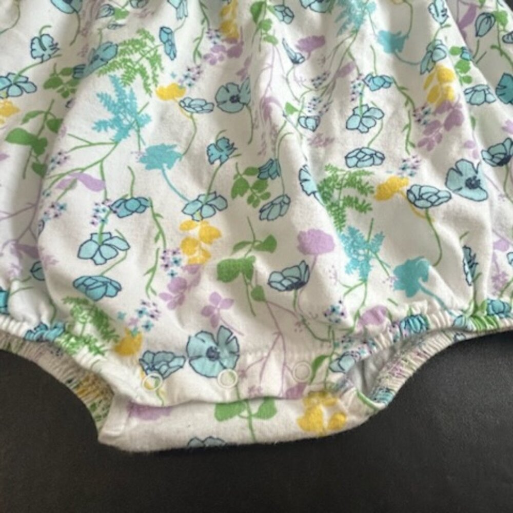 Old Navy - Baby Girl's Floral Romper, Size 12-18 Months - Picture 4 of 6